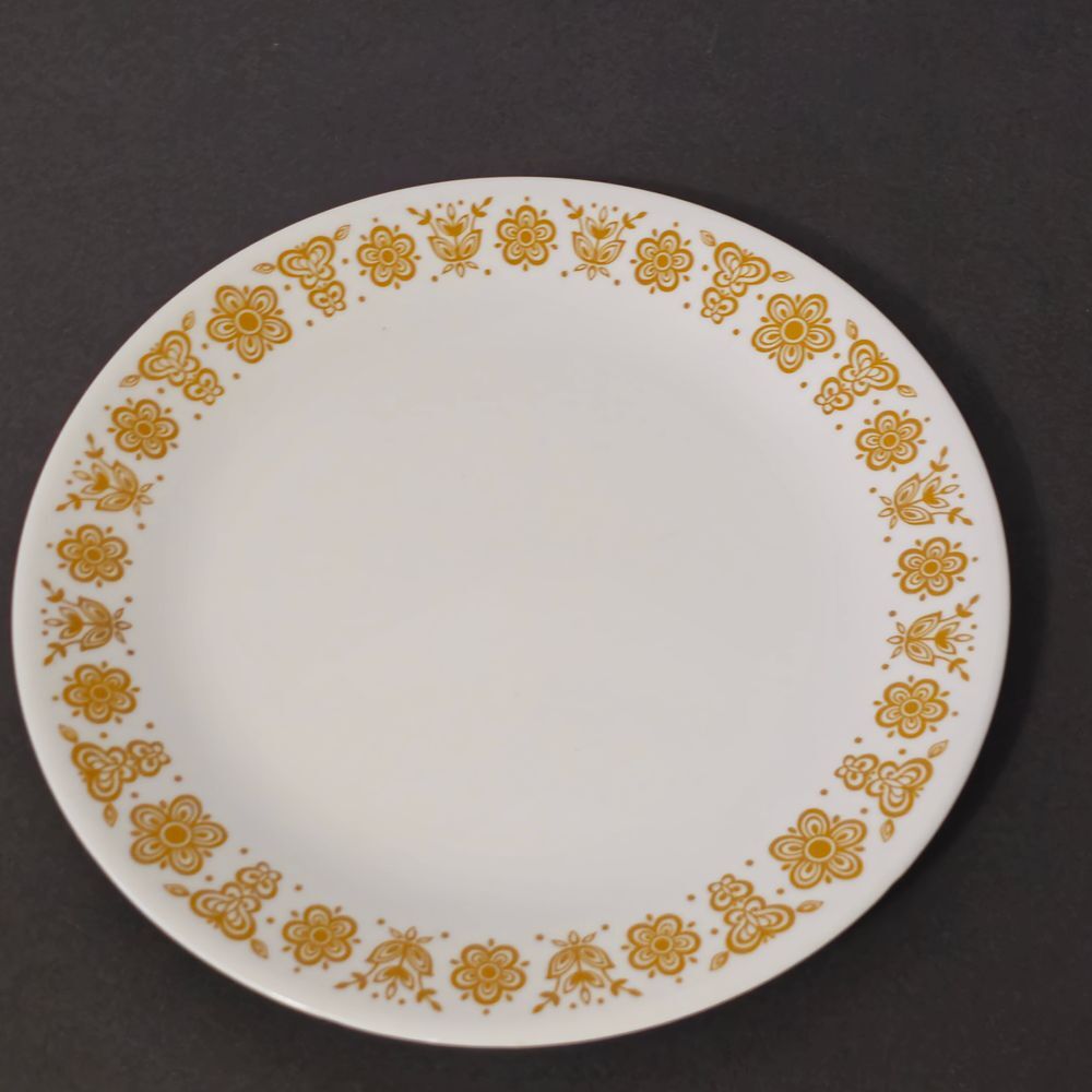 Corelle‎ Vintage Butterfly Gold Dinner Plate Retro Floral Pattern Dinnerware